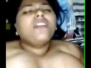 Busty Bhabhi moaning sex MMS modern video